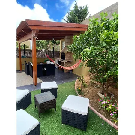 Casa Miradouro Do Moinho * Порту-Санту