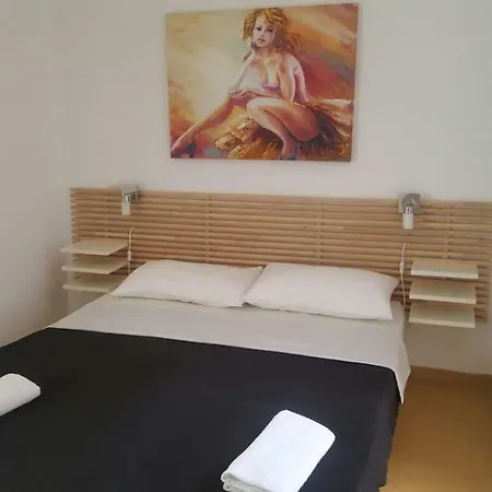 Casa Miradouro Do Moinho * Порту-Санту